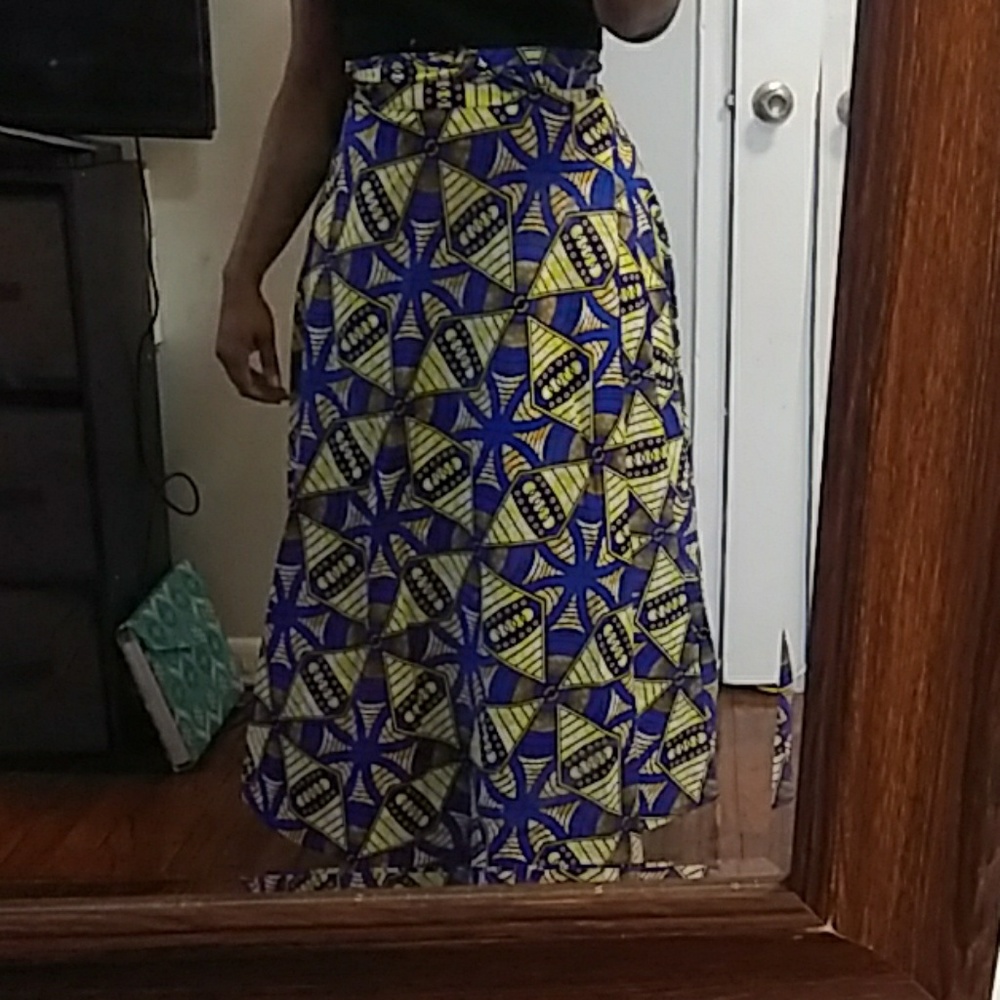 Skirt adjustable one size fits all